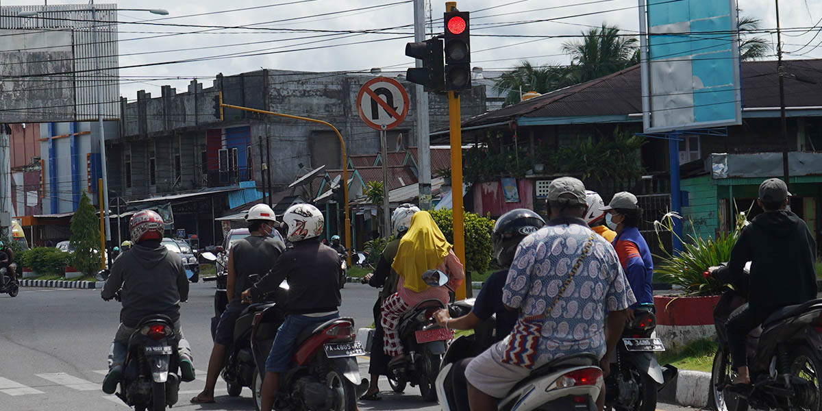 mengendalikan-covid-19-pergerakan-penduduk-adalah-kunci